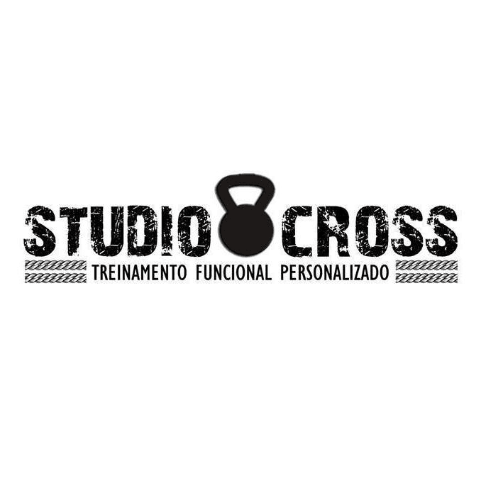 Studio Cross 8